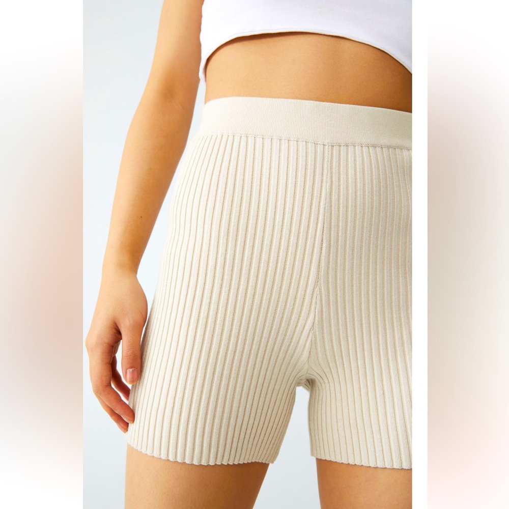 Knit short Maxie‎ soft sand color size S